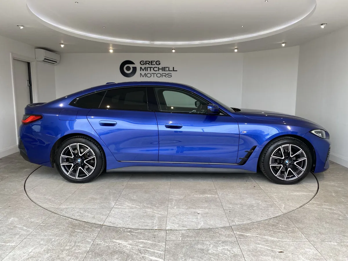 BMW 4-Series 2023 - Image 4