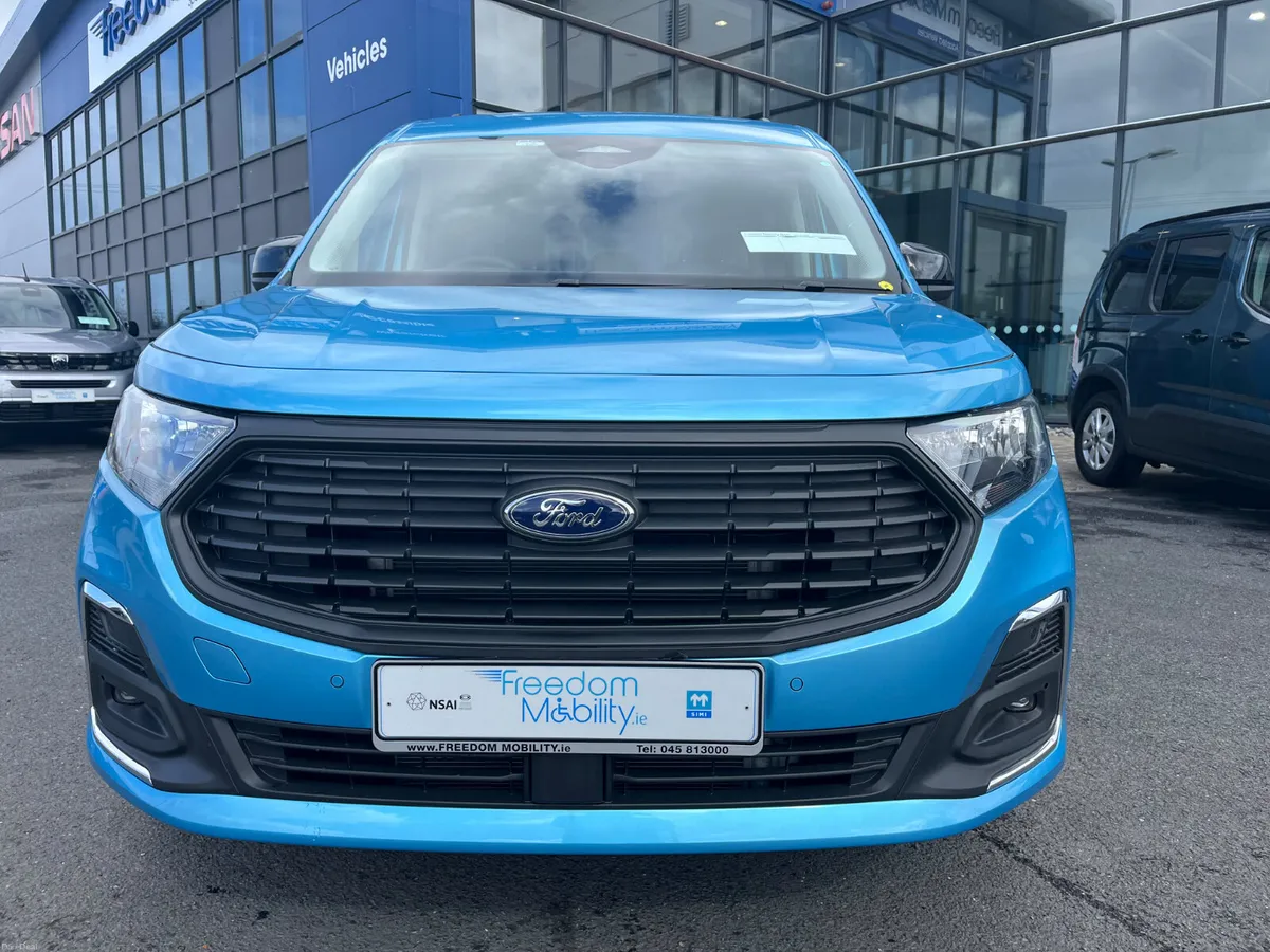 New Ford Tourneo Connect Hybrid, Wheelchair Access - Image 2