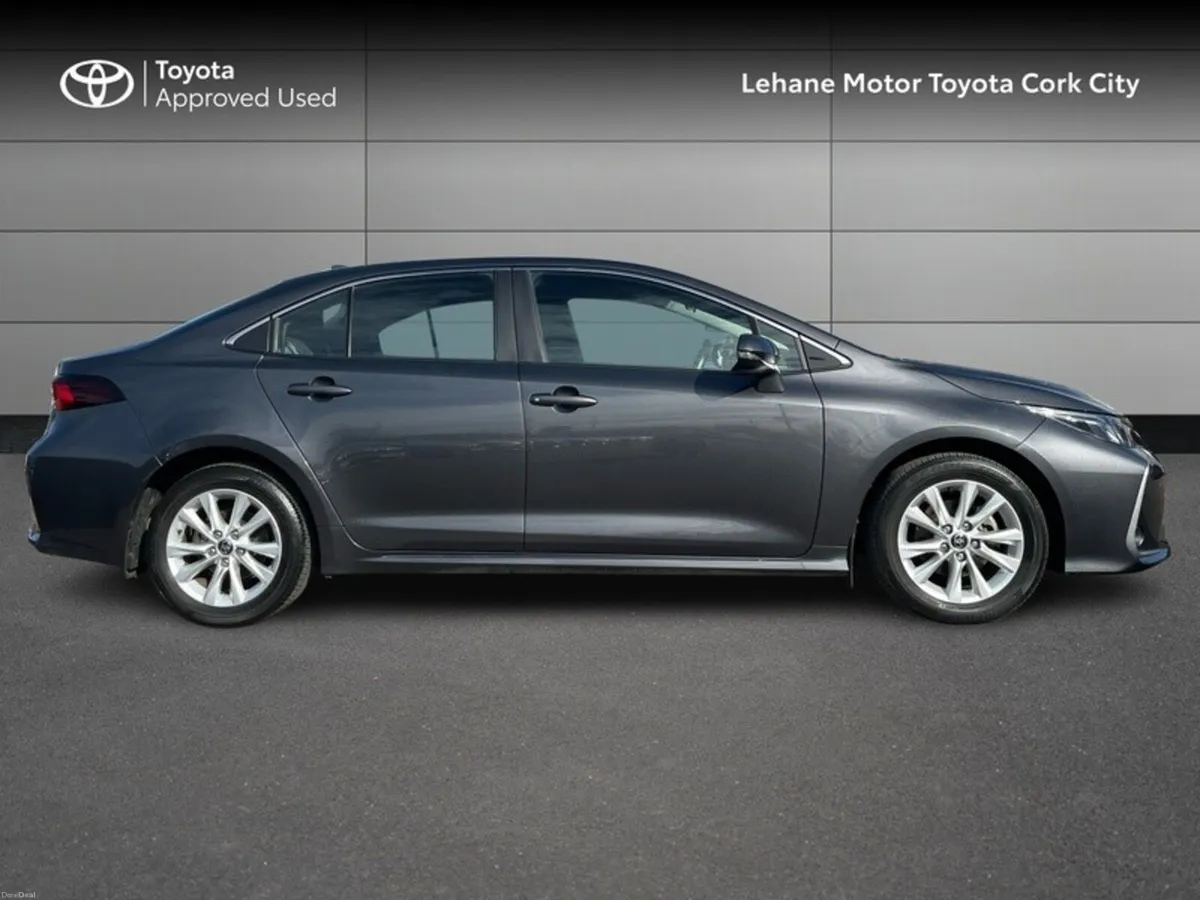 Toyota Corolla LUNA SALOON 4DR AUTO - Image 3