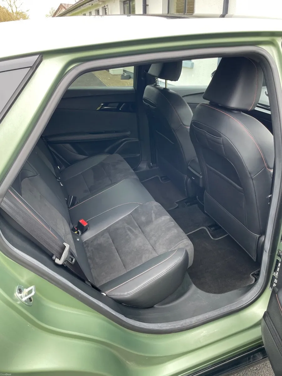 MG MG4 2024 X POWER 0-100km in 3.8s - Image 4