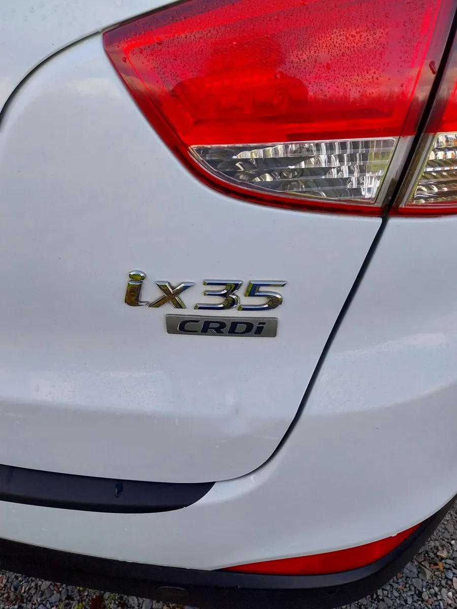 Hyundai ix35 2012 - Image 2