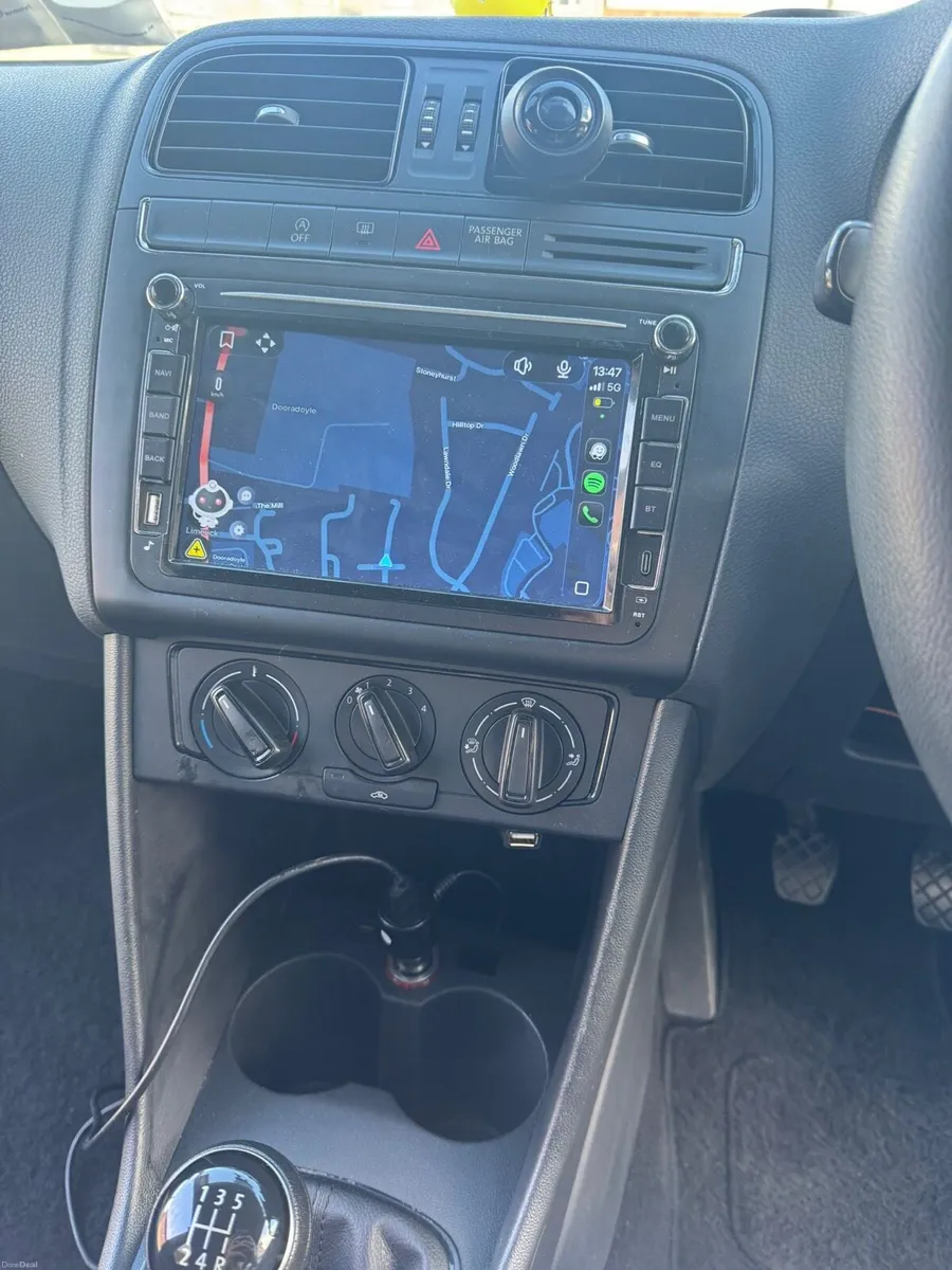 2014 Volkswagen Polo - Image 4