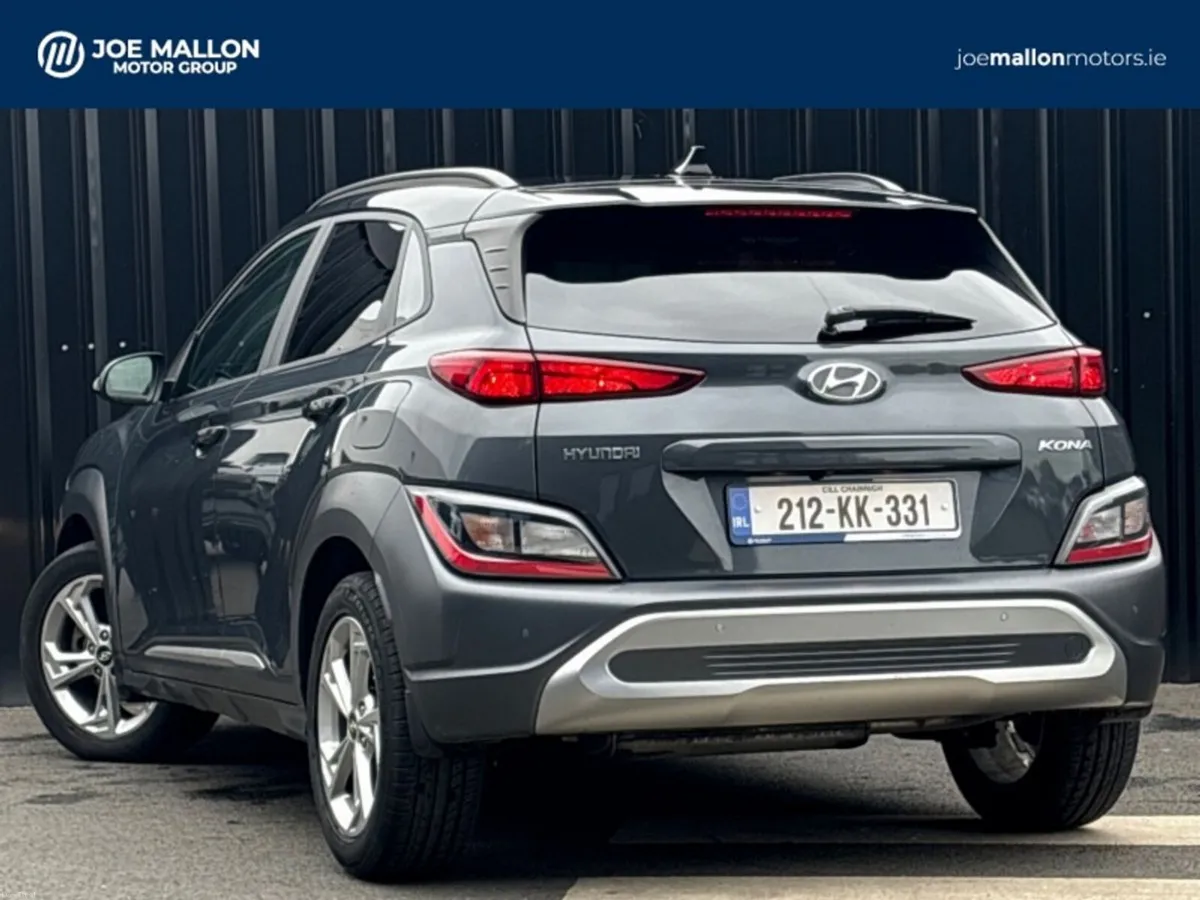 Hyundai KONA 1.0 T-GDI Executive Plus Two Tone Roo - Image 3