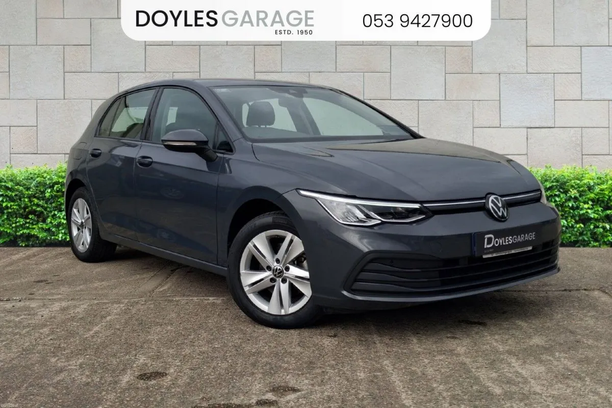Volkswagen Golf Life 1.0 TSi Petrol 110bhp - Image 1