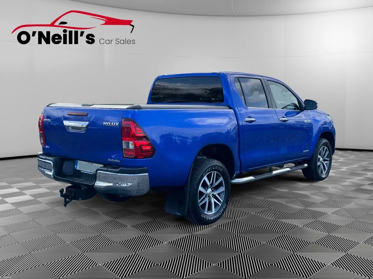 Toyota Hilux 2017 *NO VAT* 2.4 D-4D INVINCIBLE#367 - Image 3