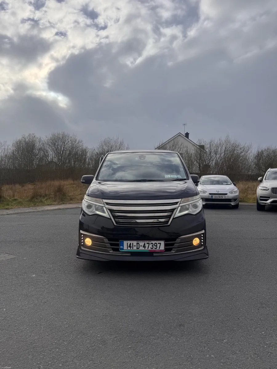 Nissan Serena 2014 - Image 1