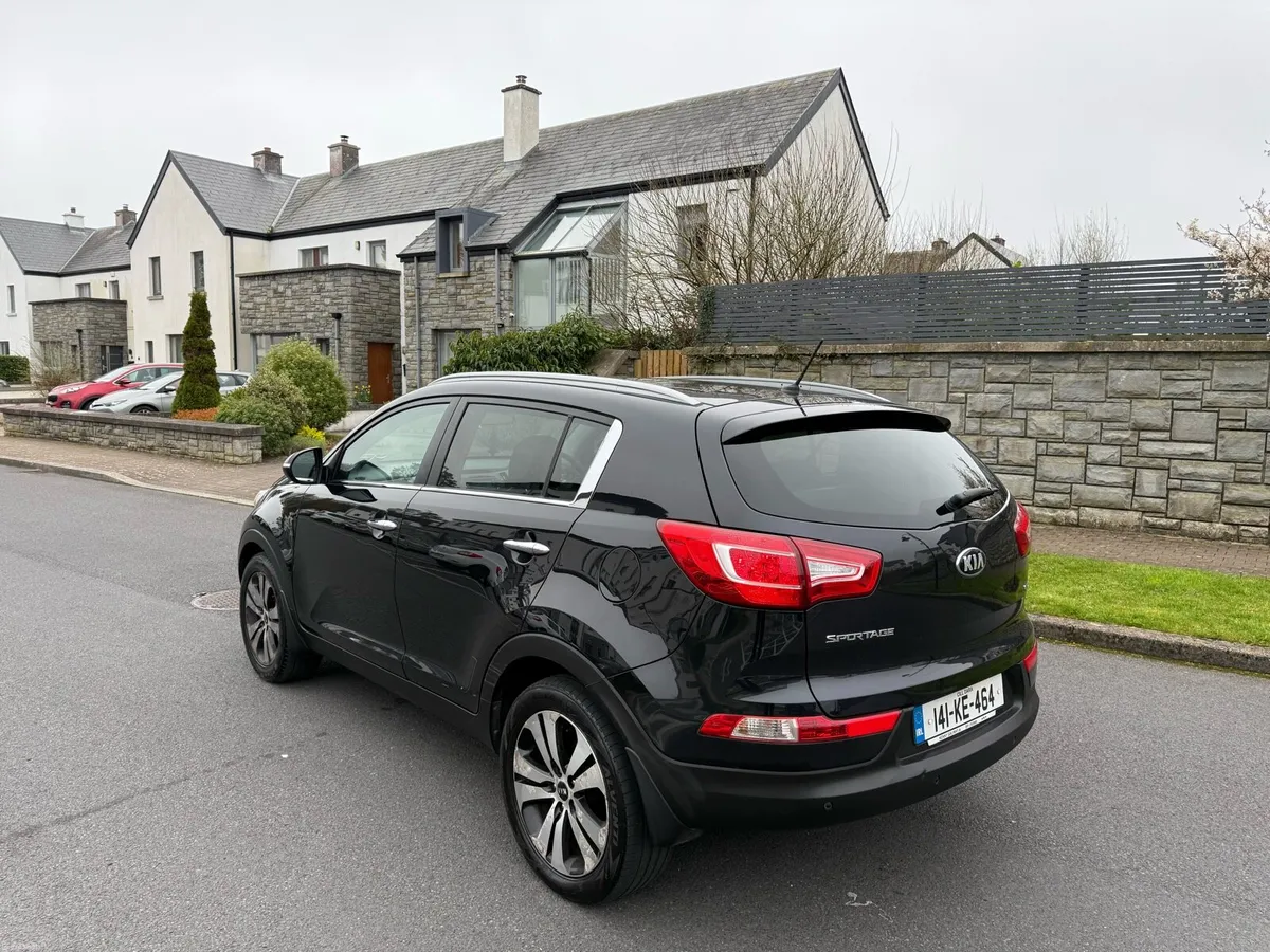KIA SPORTAGE 1.7 D 2014 NEW NCT HIGH SPEC MODEL - Image 4