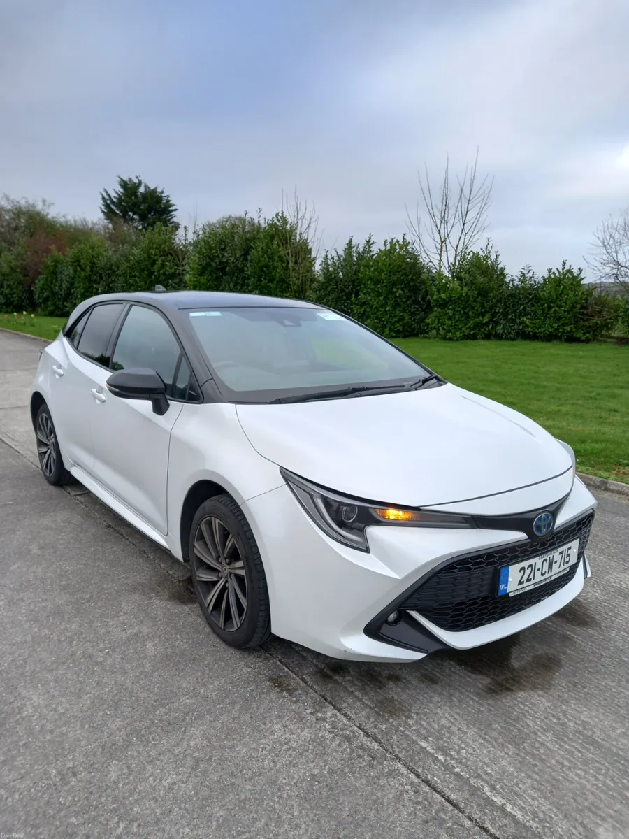2022 Toyota Corolla 1.8 Petrol Hybrid Automatic - Image 1