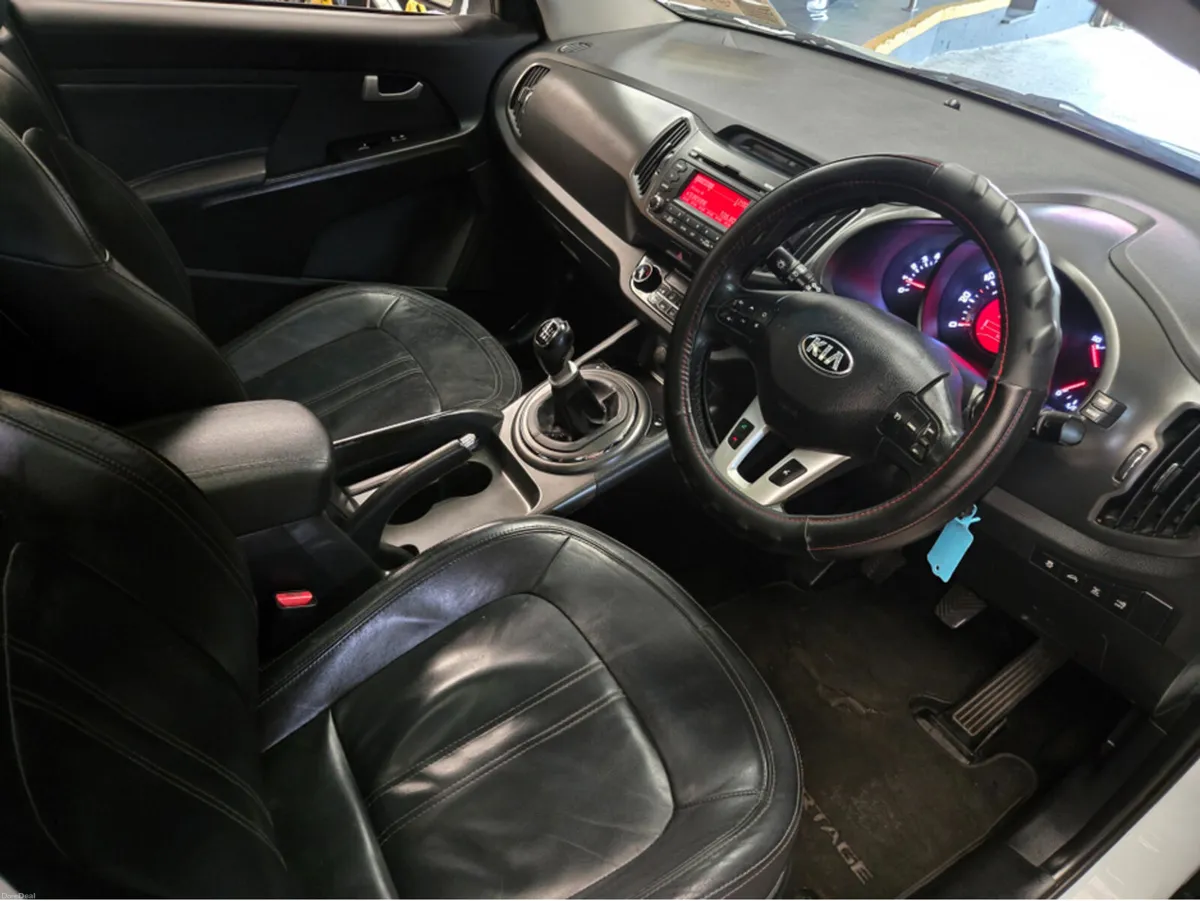 Kia Sportage 2.0 CRDI KX-3 5DR// FRESH NCT JUST DO - Image 4