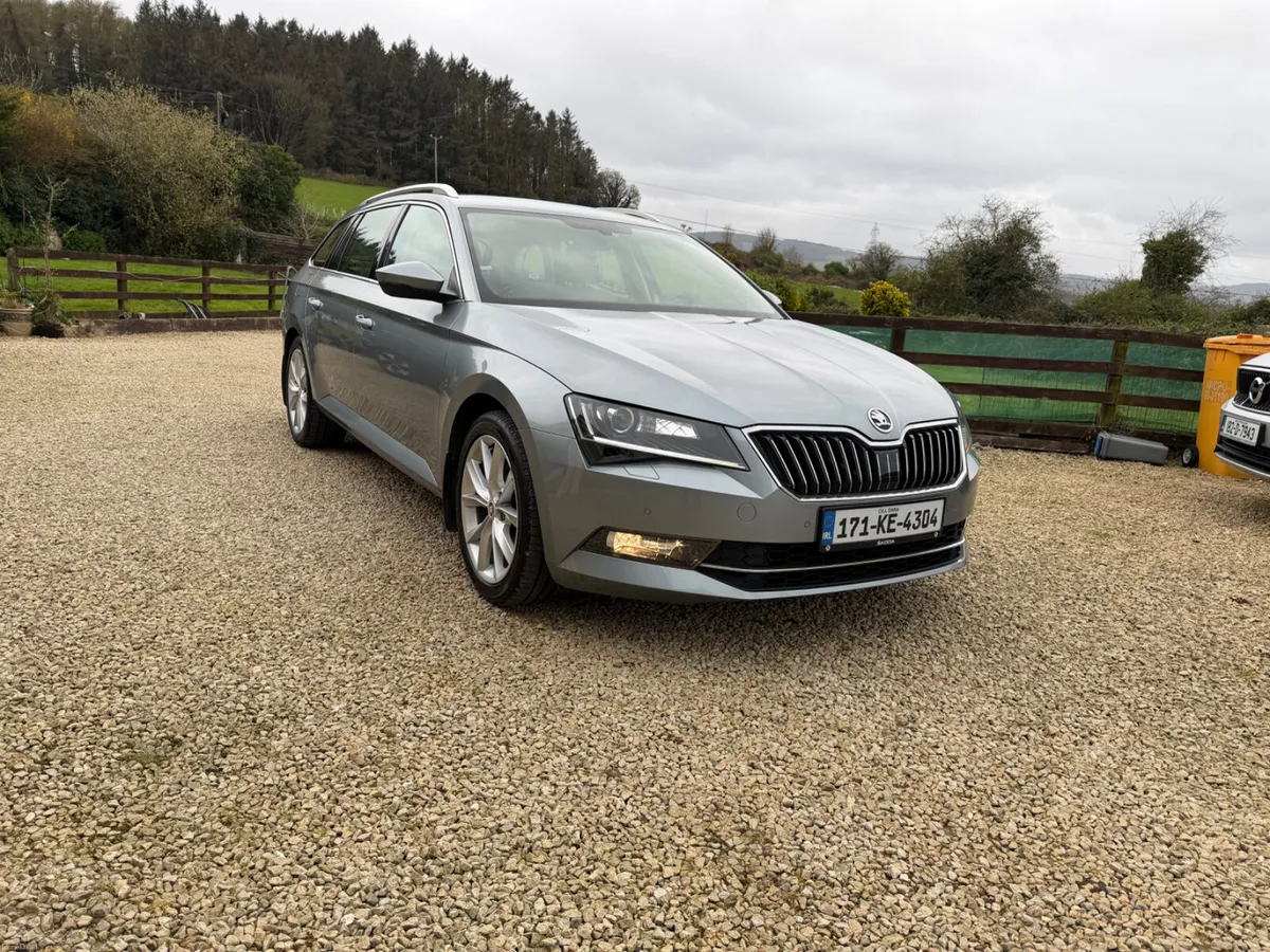 Skoda Superb 2017 2.0 DSG Estate Fantastic Conditi - Image 1