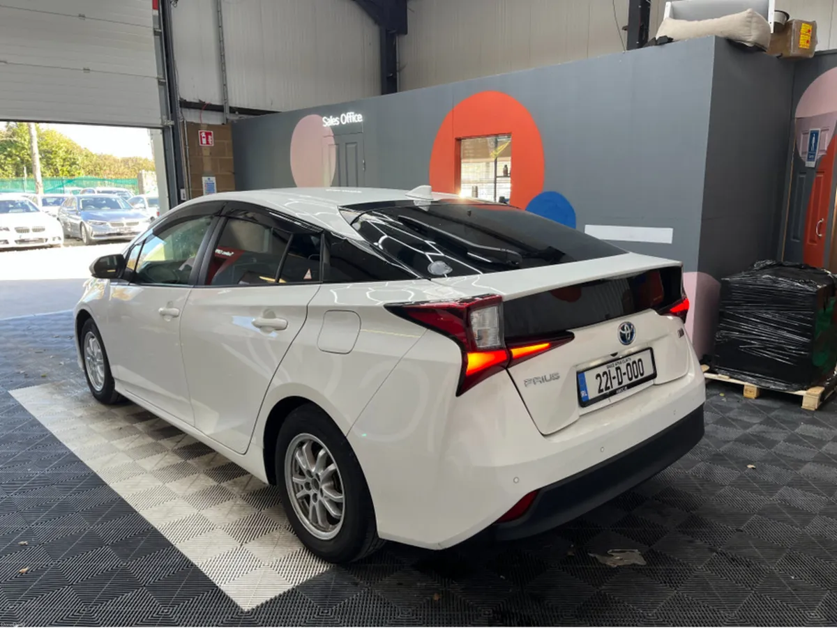 Toyota Prius €20950 2022 TOYOA PRIUS S 1.8 AUTOMAT - Image 4
