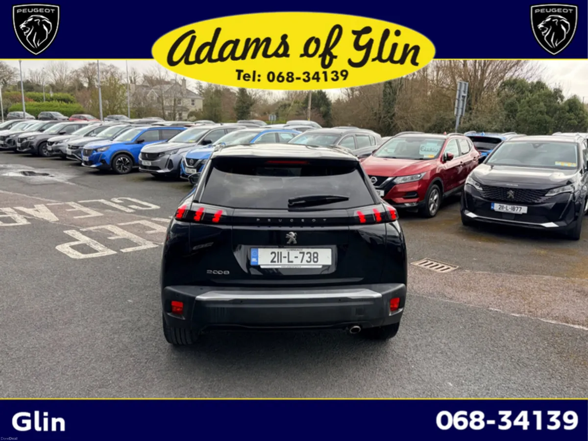 Peugeot 2008 ALLURE 1.5 BLUE HDI 110 4 PACK - Image 3