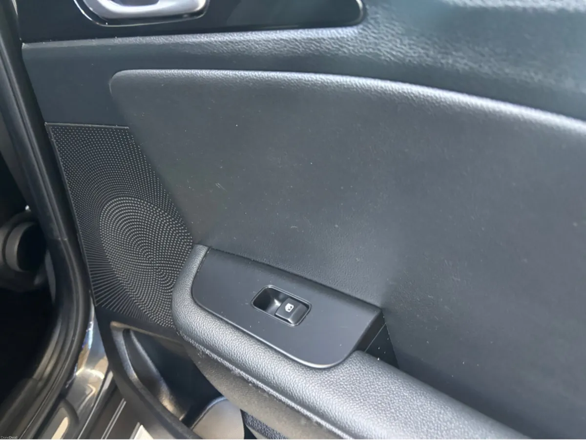 Kia XCeed PE PHEV 5DR AUTO - Image 4