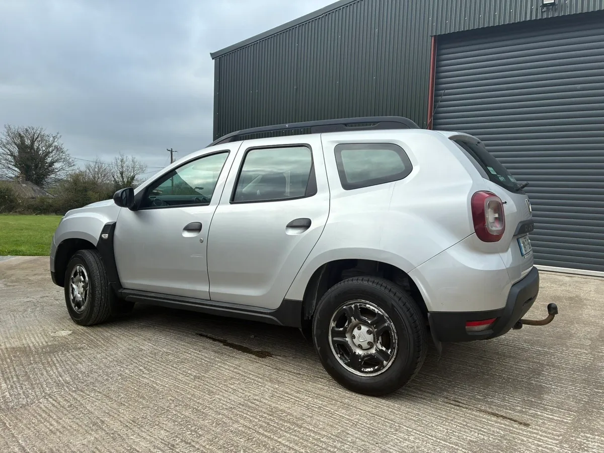 2019 Dacia Duster - Image 3