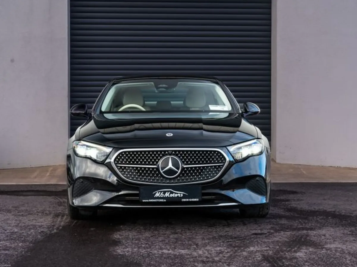 Mercedes-Benz E-Class Avantgarde Plus E220D - Image 2