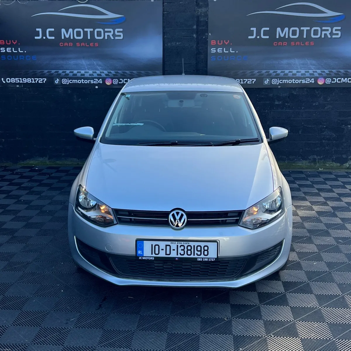 2010 VW Polo (Low KM) Automatic - Image 2