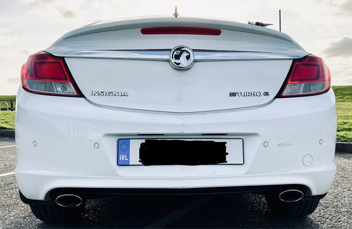 Vauxhall Insignia - Biturbo 4x4 - Image 4