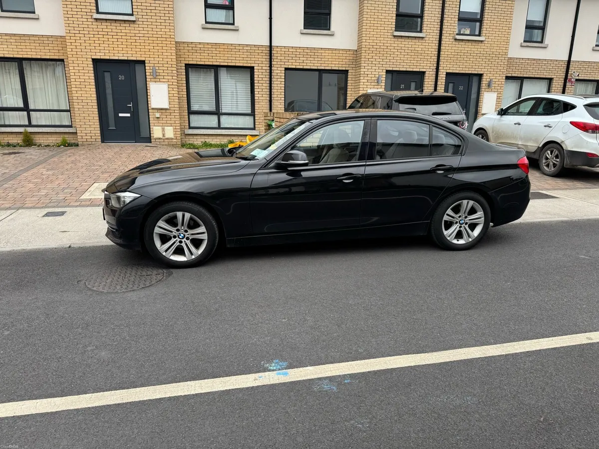 BMW 318d AUTO 2016 - Image 2