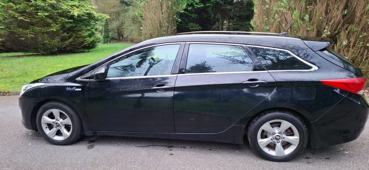11 Hyundai i40 ,Estate, DIESEL - Image 6