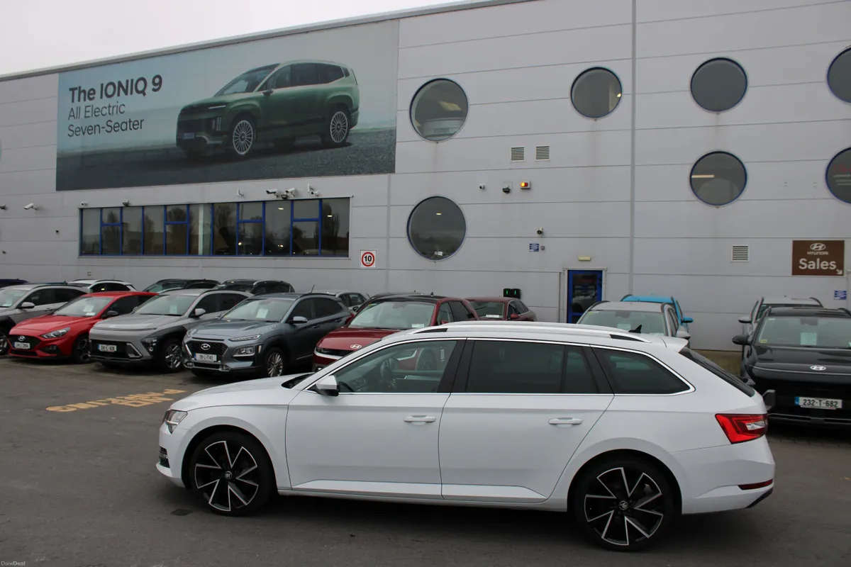 Skoda Superb 2021 - Image 2