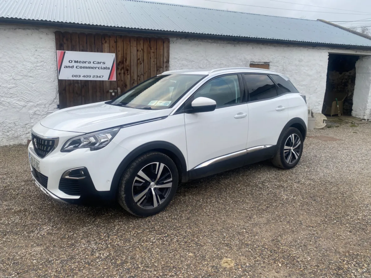 Peugeot 3008 2019 - 5 Seater - Image 1