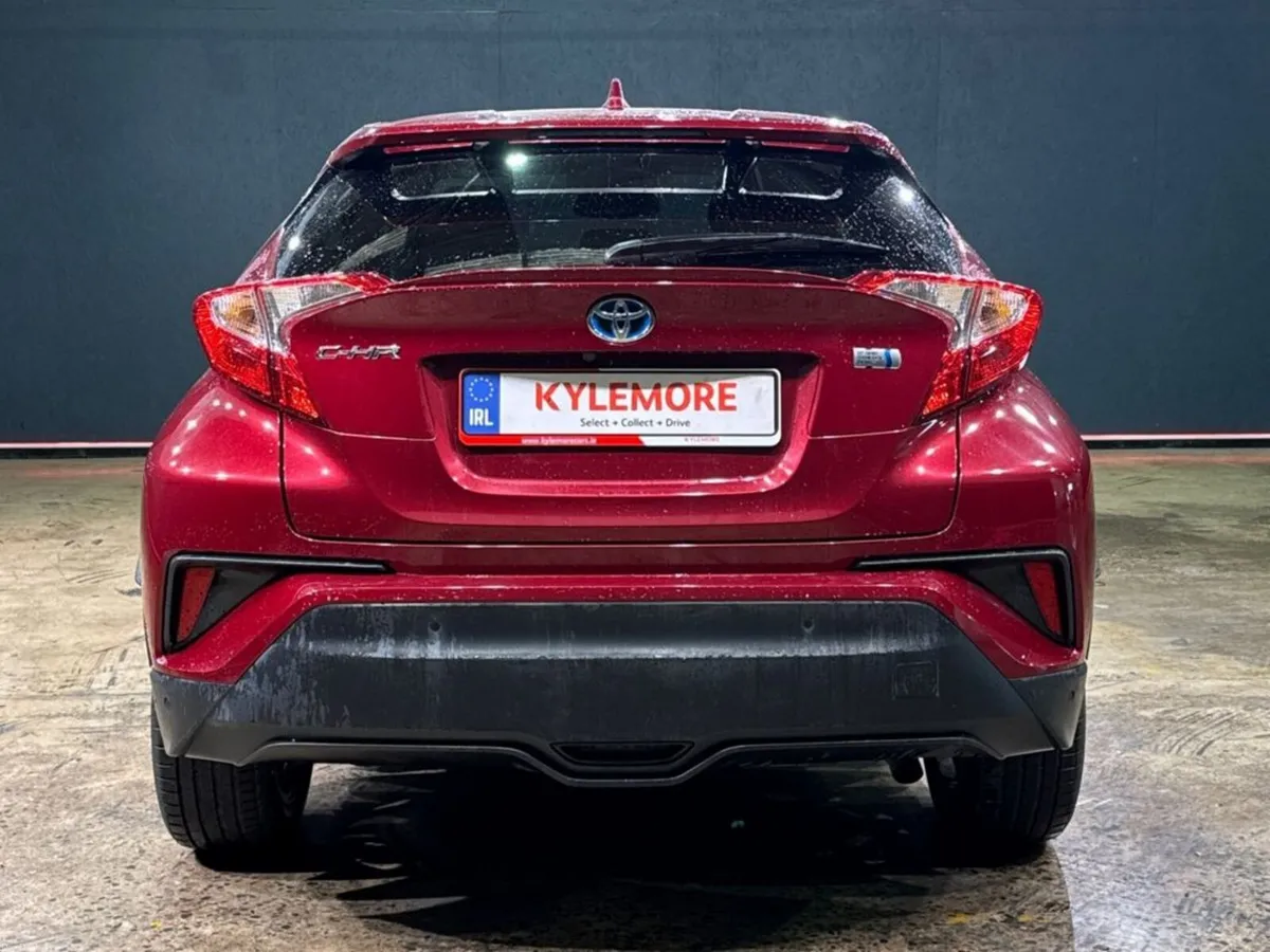 Toyota C-HR G PACKAGE - BLACK HALF LEATHER - HYBRI - Image 4