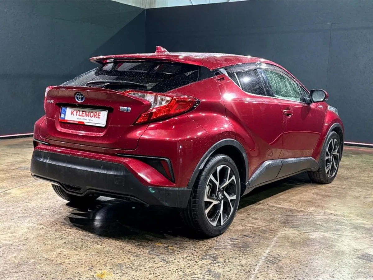 Toyota C-HR G PACKAGE - BLACK HALF LEATHER - HYBRI - Image 4