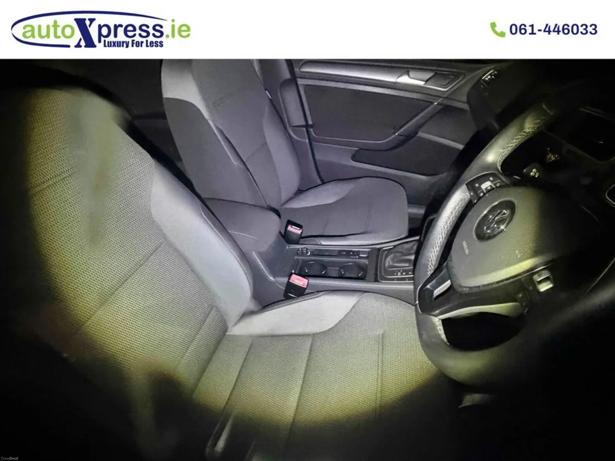 Volkswagen Golf 1.2 	TSI COMFORT LINE, Low mileage - Image 2