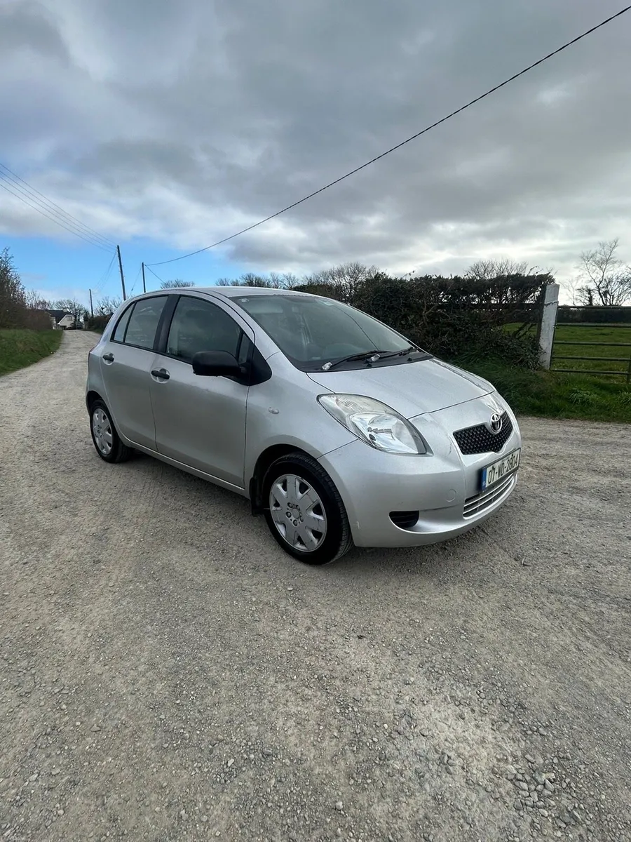2007 Toyota Yaris 1.0l petrol - Image 2
