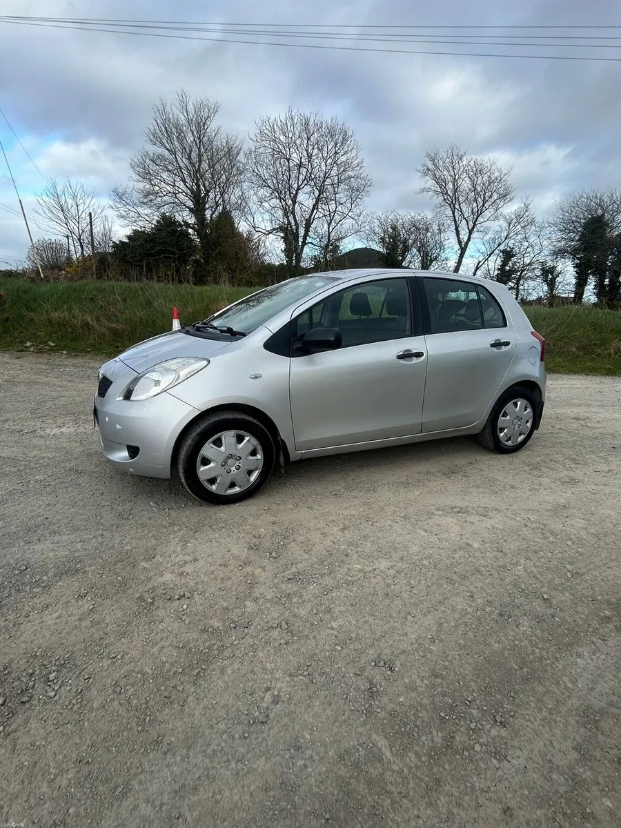 2007 Toyota Yaris 1.0l petrol - Image 3