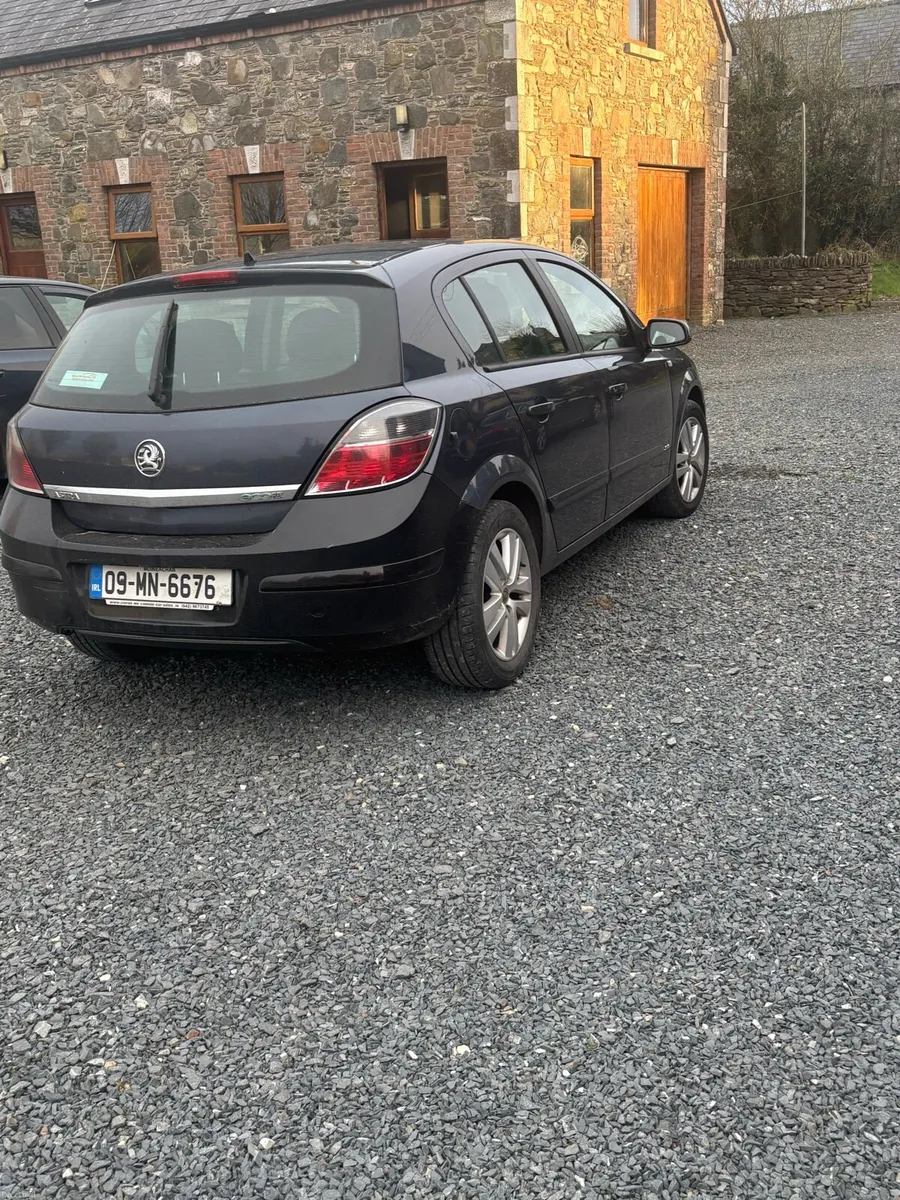 Vauxhall Astra 2009 - Image 3