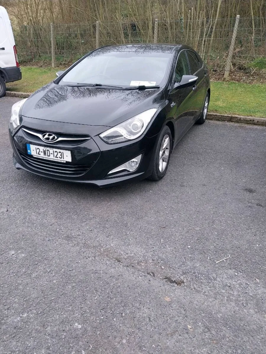 Hyundai i40 NCT and TAX - Image 2