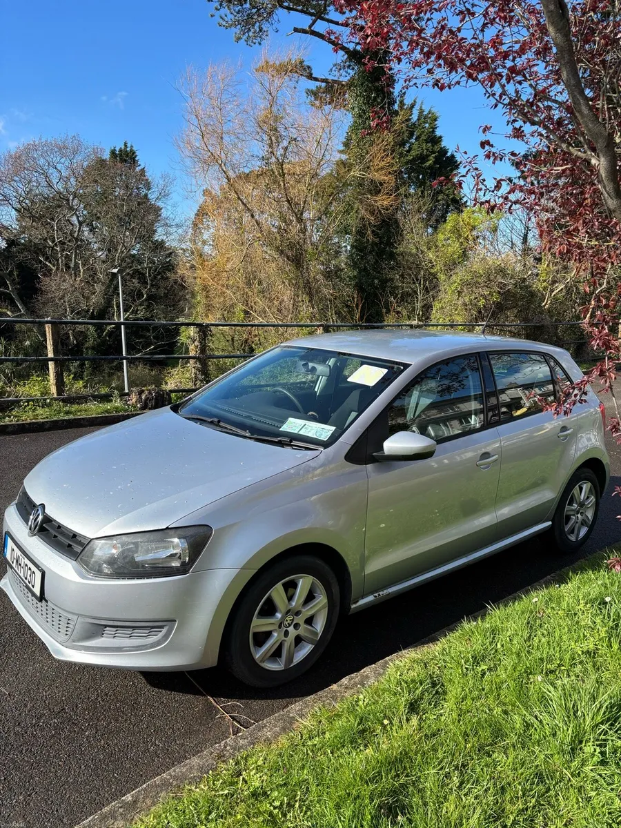 Volkswagen VW Polo 2010 1.2 petrol manual - Image 2