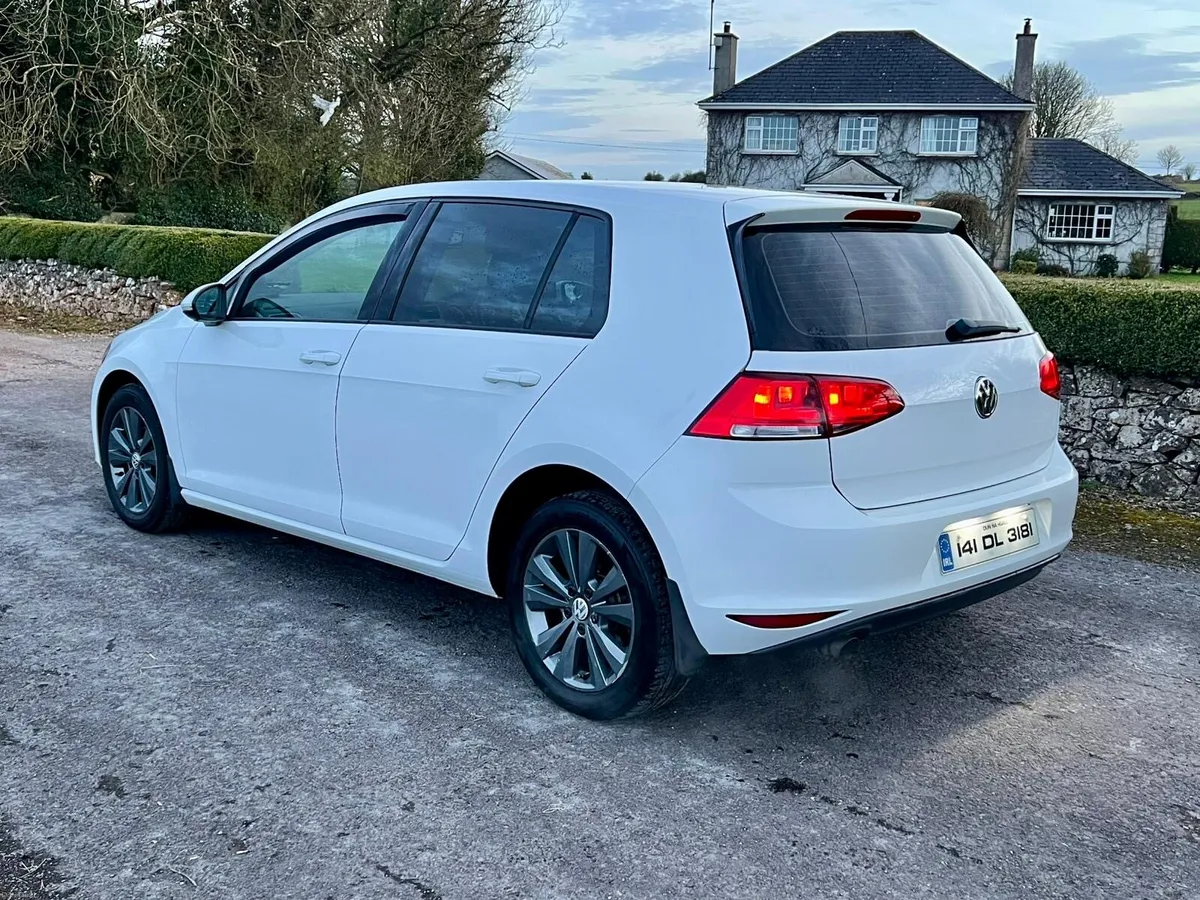 Volkswagen Golf - Image 4