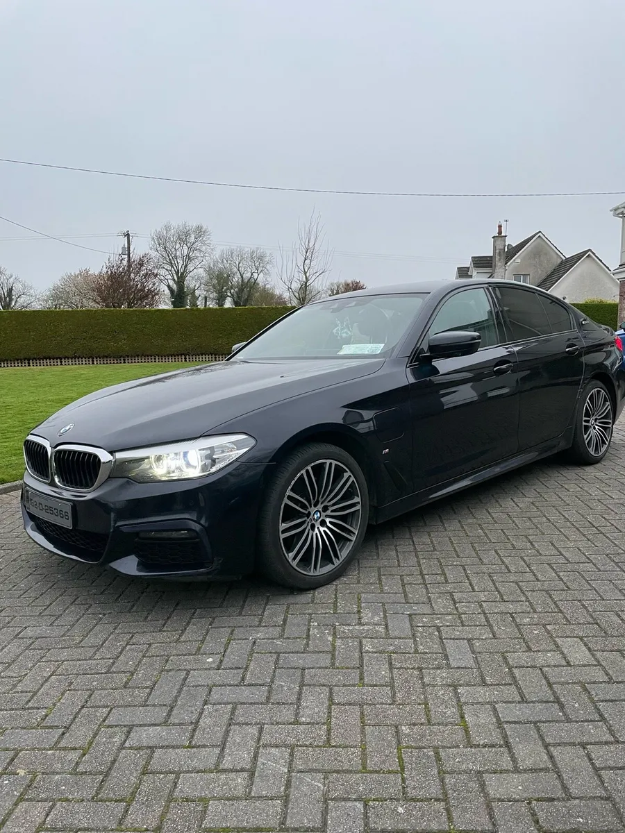 BMW 5 Series 530e M Sport - Image 2