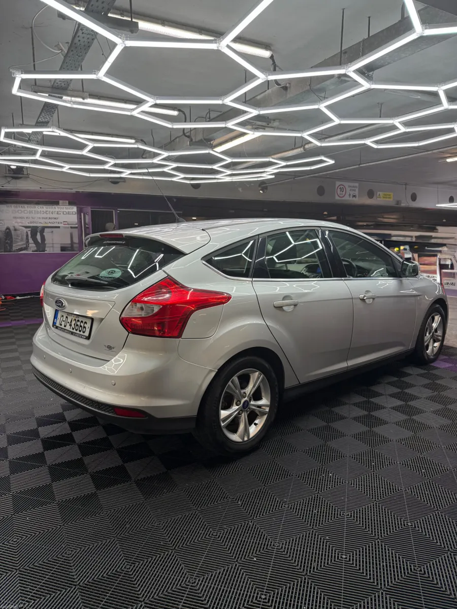 12 Ford Focus 1.6 TDCI - LOW MILEAGE - Image 4