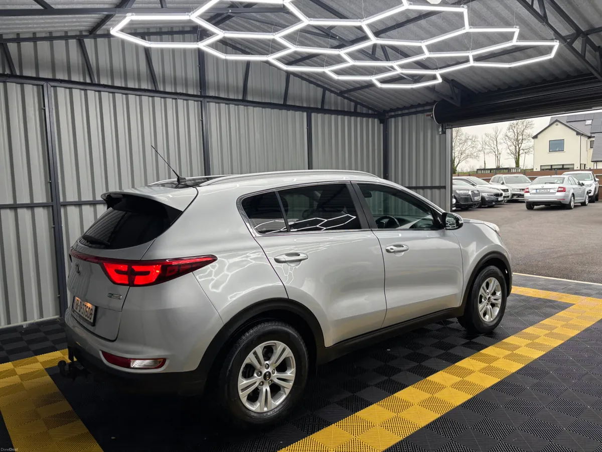 Kia Sportage 2018 1.7d Platinum Automatic - Image 3