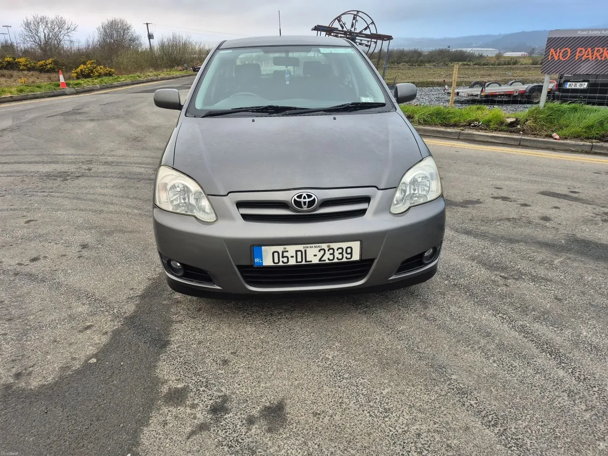 Toyota Corolla 2005 - Image 1