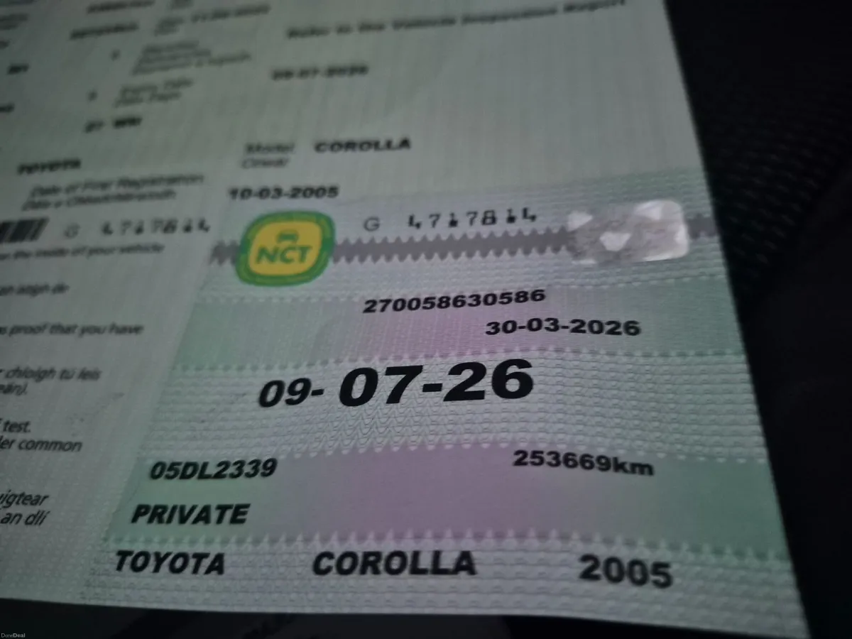 Toyota Corolla 2005 - Image 2