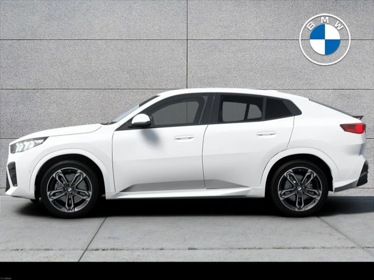 BMW iX2 iX2 eDrive20 M Sport - Image 2