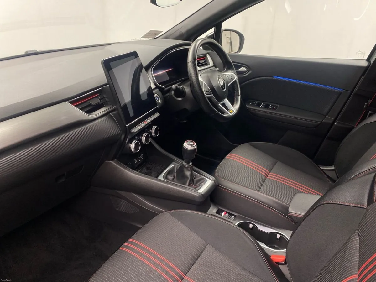 Renault Captur TCe 90 RS Line - Image 3