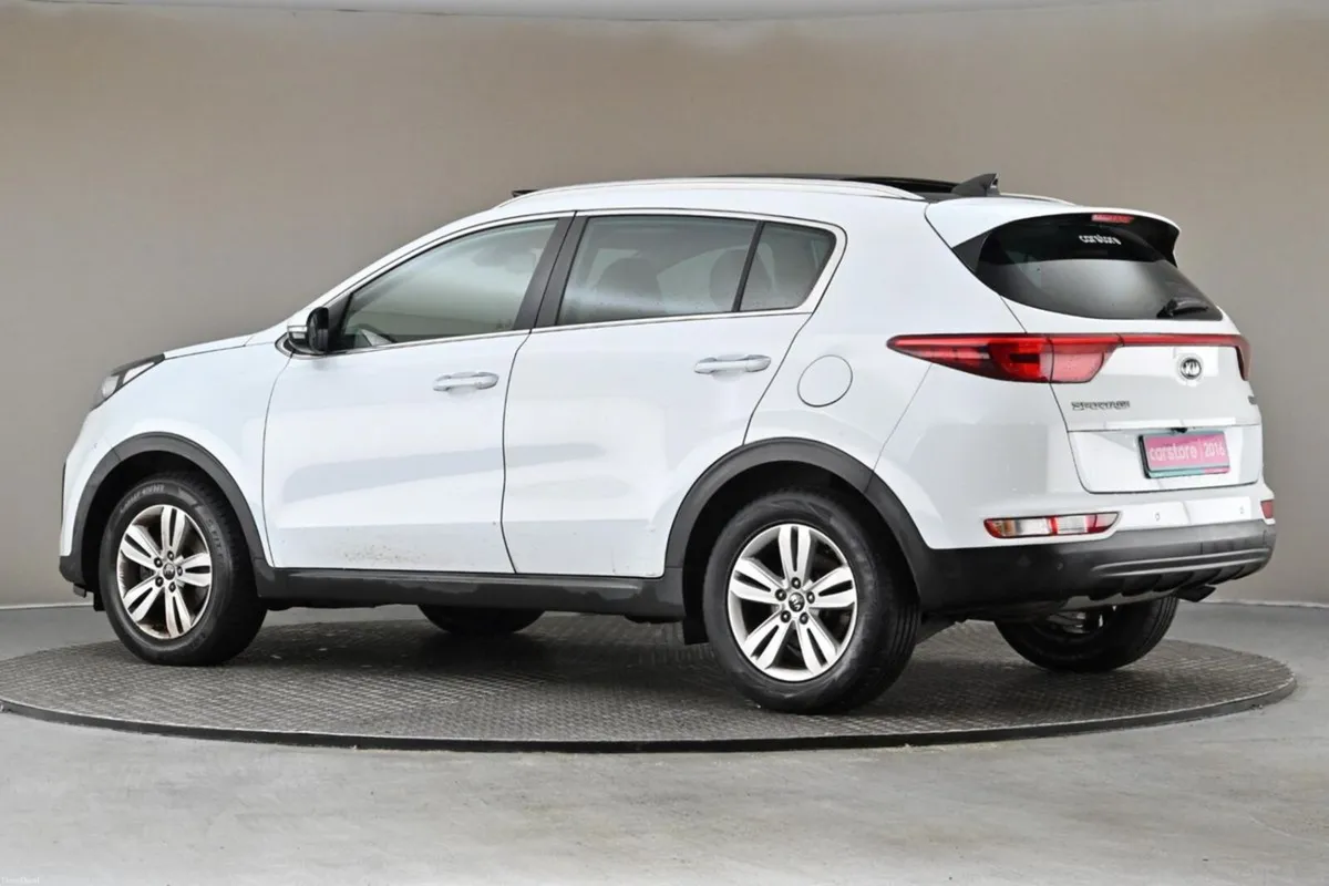Kia Sportage 1.7 CRDI EX 6SPD **HALF LEATHER**EL P - Image 6