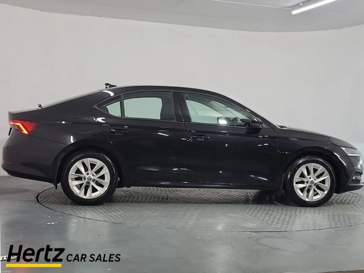 Skoda Octavia AMB 2.0TDI Diesel Manual - Image 4