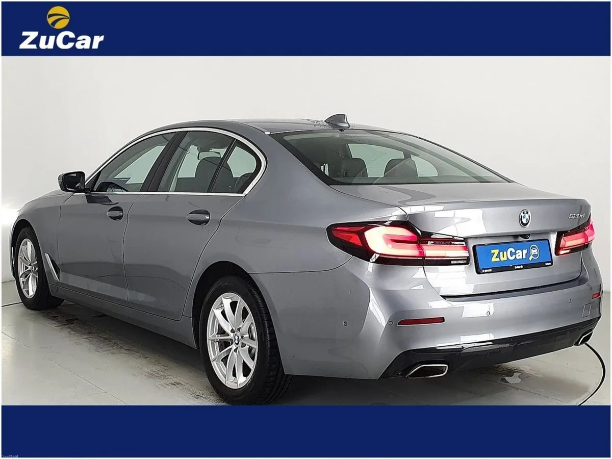 BMW 5-Series 520d SE (MHT) - Image 3