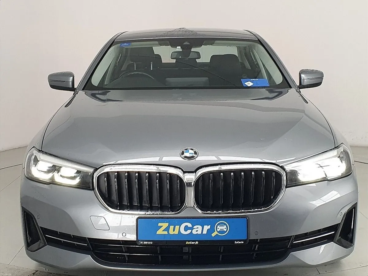 BMW 5-Series 520d SE (MHT) - Image 2