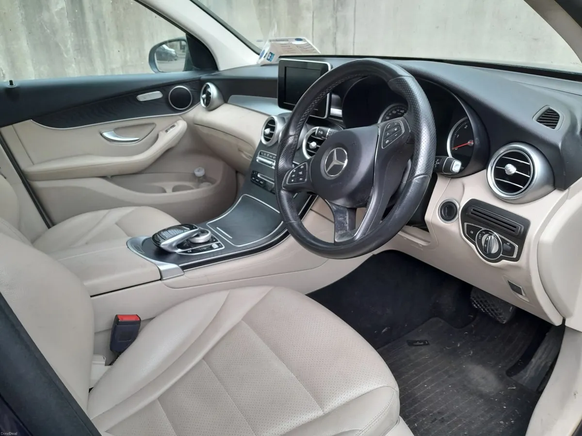 2019 Mercedes-Benz GLC jeep €7500 READ ADD - Image 2