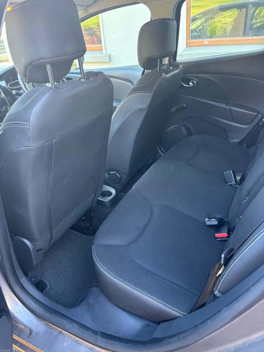 Renault Clio 2015 - Image 4