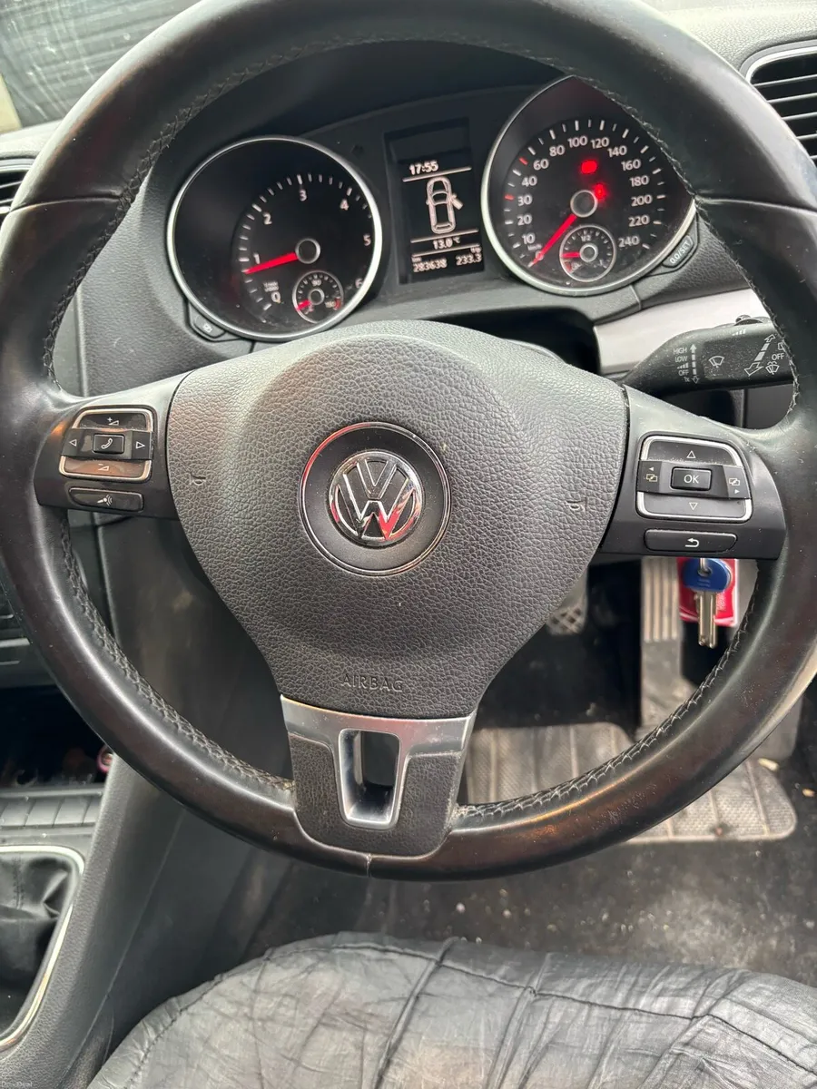 Volkswagon Golf 2010 - Image 3