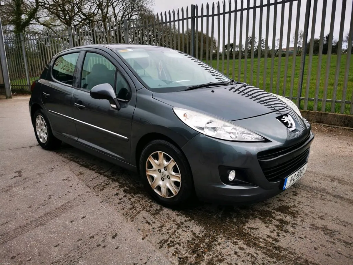Peugeot 207 - Image 1
