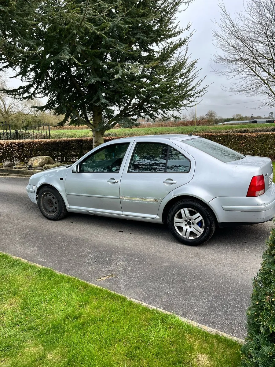 Volkswagen bora - Image 3